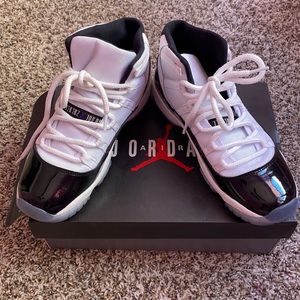 Air Jordan 11 Retro (Concord)